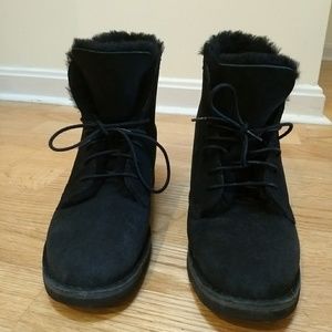 Ugg Quincy Boots, Black Shearling Suede ❄️